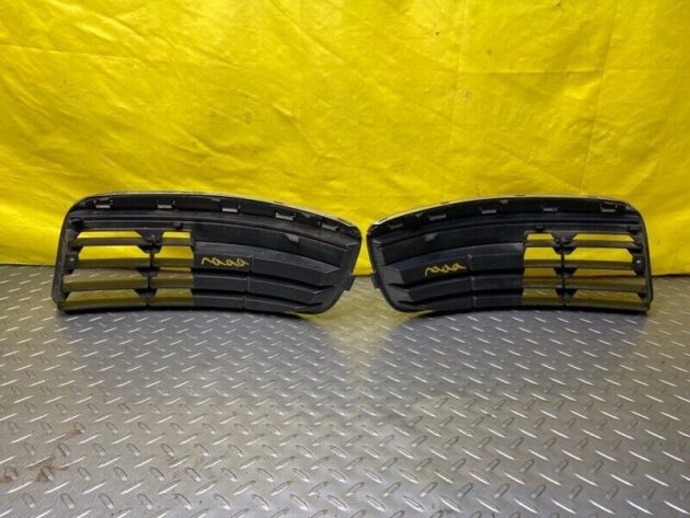 05 06 07 08 09 Jetta Front Lower Fog Light Grilles Grille Left & Right SET OEM