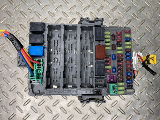 16 17 18 Acura RDX Base Under Dash Fuse Box OEM 38200-TX4-A12