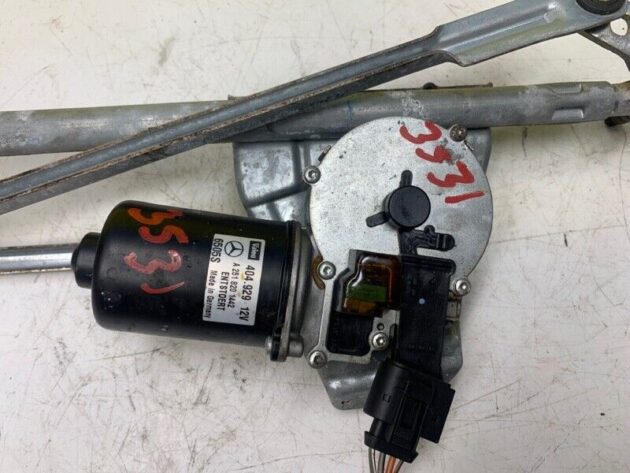 06 07 08 09 10 Mercedes-Benz W251 Front Windshield Wiper Motor W/ Regulator OEM