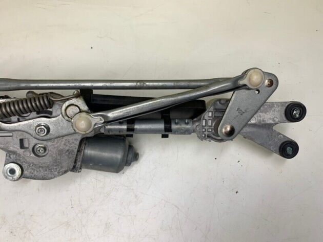 07 08 09 10 11 12 Lexus LS460 Front Windshield Wiper Motor W/ Regulator OEM