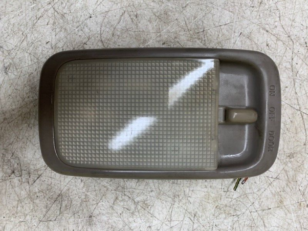 00 01 02 03 04 05 Lexus IS300 Rear Interior Roof Dome Light Lamp OEM