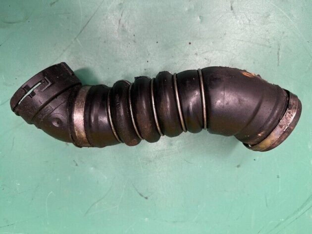 07 08 09 10 BMW E60 535I Air Intake Cleaner Duct Hose Tube OEM