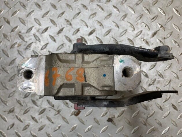 15 16 17 18 Range Rover Evoque 2.0L Engine Right Side Mount Bracket OEM 48K Mile