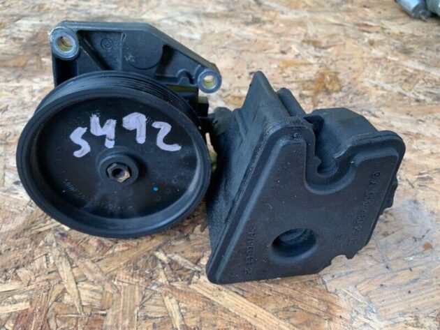 06 07 08 09 Mercedes-Benz W209 CLK350 Power Steering Pump OEM