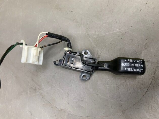 97 98 99 00 01 Lexus ES300 Steering Wheel Cruise Control Switch OEM