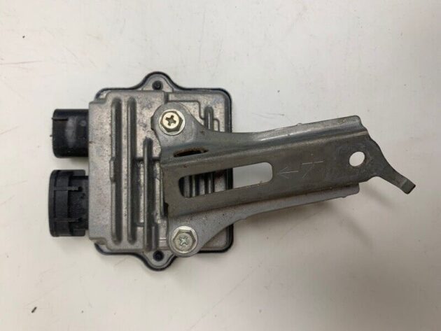 17 18 19 Toyota Camry Fuel Pump Control Unit OEM 89571-06010