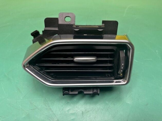 17 18 19 20 21 Mazda CX5 CX-5 Front Dash Passenger Right Side AC Air Vent Grille