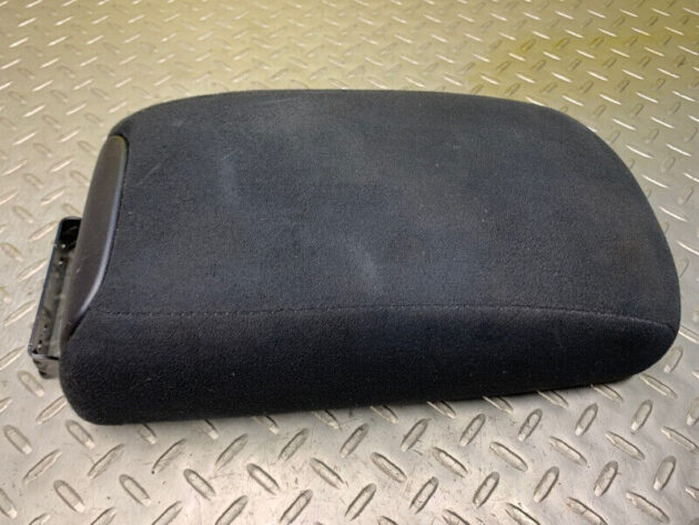 06 07 08 09 10 11 12 Outlander Center Console Armrest Lid Cover OEM 8011A085XA