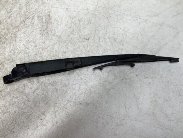 04 05 06 07 08 09 Nissan Armada Titan Rear Windshield Wiper Arm OEM