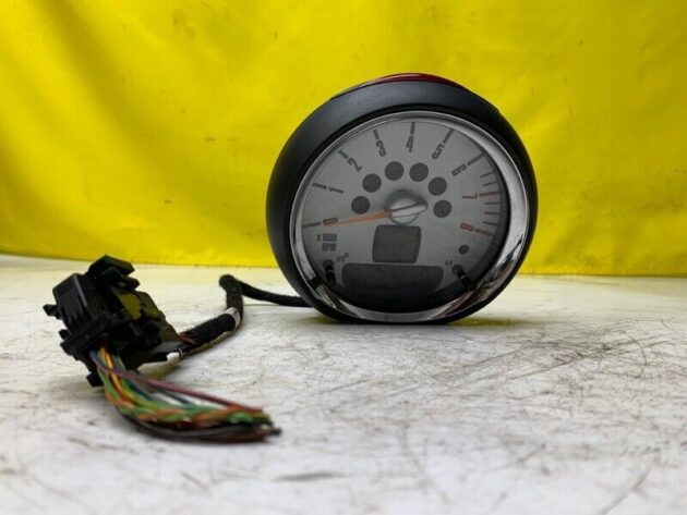 07 08 09 10 Mini Cooper Clubman R55 Tachometer OEM