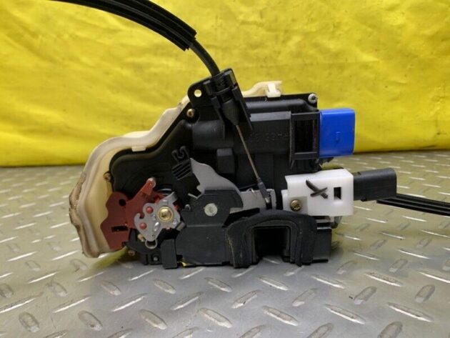 05 06 Bentley Continental Flying Spur Front Left Door Latch Lock Actuator OEM