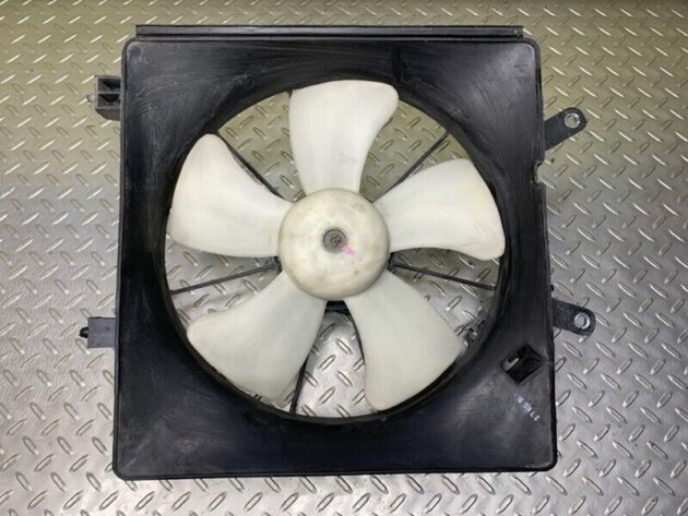 01 02 03 04 05 Honda Civic Radiator Cooling Fan Passenger Right Side OEM