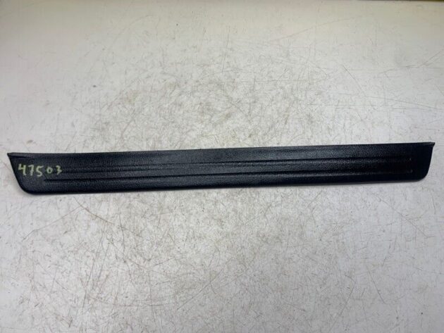 04 05 06 07 08 Lexus RX350 Front Passenger Right Side Sill Cover Step Trim OEM