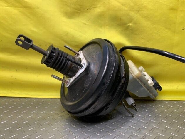 00 01 02 Jaguar S-Type 4.0L Power Maste Brake Cylinder Booster w/ Reservoir OEM