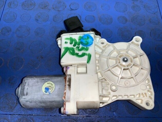 11 12 13 14 15 16 Lincoln Mks Front Right Driver Window Motor OEM 8A5Z782339A