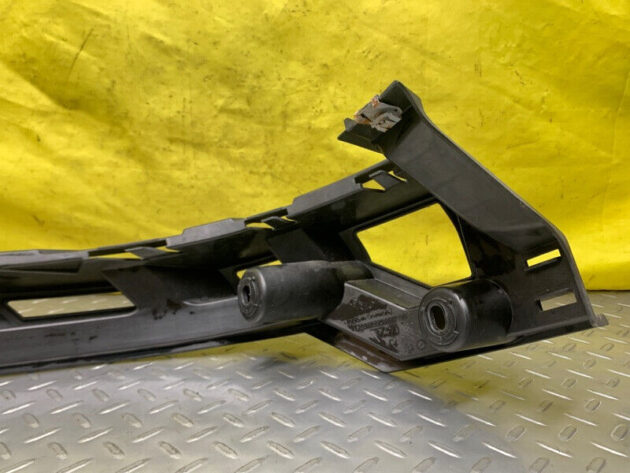 17 18 19 20 21 22 Porsche Panamera 4 Rear Right Bumper Bracket OEM 971807126A