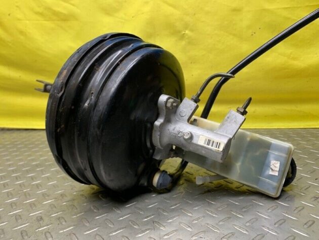 00 01 02 Jaguar S-Type 4.0L Power Maste Brake Cylinder Booster w/ Reservoir OEM