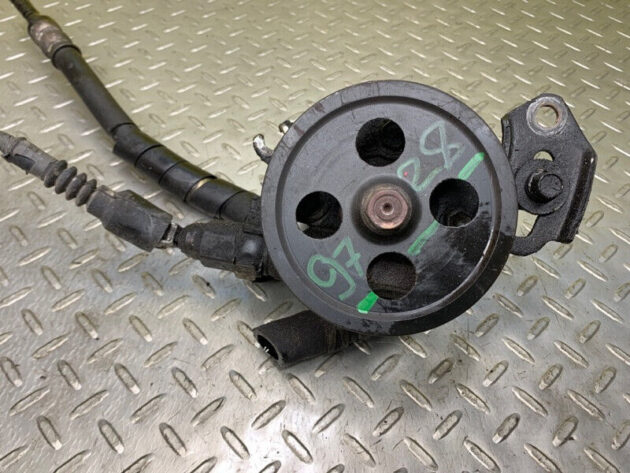 97 98 99 00 01 Lexus Es300 Power Steering Pump OEM 44320-07012