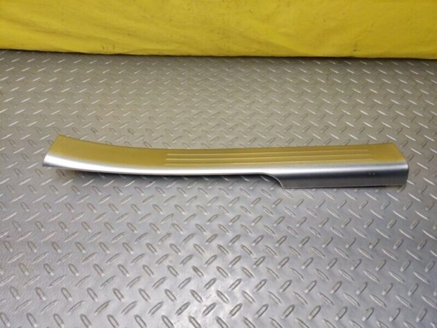 05 06 Continental Flying Spur Rear Left Side Door Sill Scuff Plate Bentley OEM