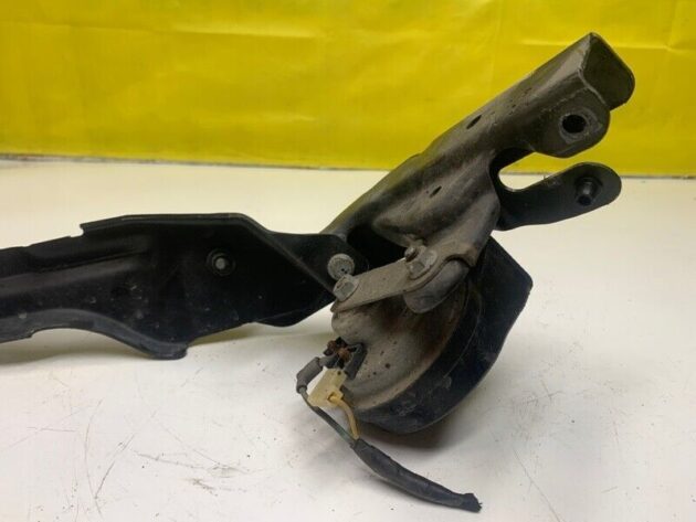 03 04 05 06 Mercedes-Benz W211 Headlight Support Bracket Left Driver Side OEM