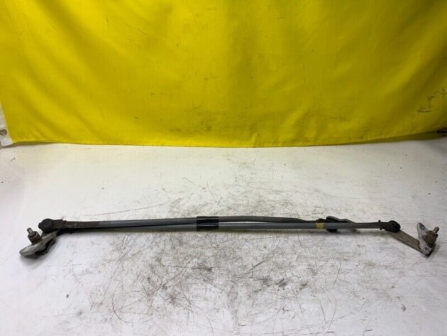 04 2005 2006 2007 Toyota Sequoia Front Windshield Wiper Transmission Linkage OEM