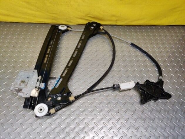 13 14 Mercedes A207 W207 Front Right Door Window Regulator OEM A2077200446