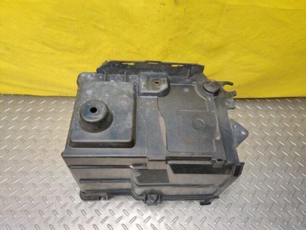 03 04 05 Mazda 3 Battery Cover box OEM