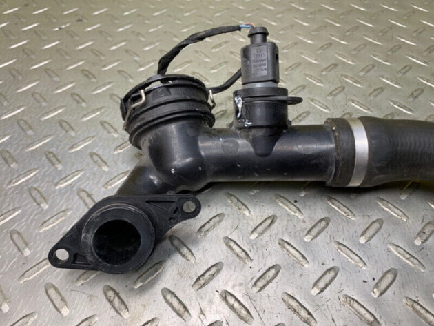 17 18 19 20 21 Porsche Panamera 4 Coolant Right Upper Hose Lines OEM 97112143810