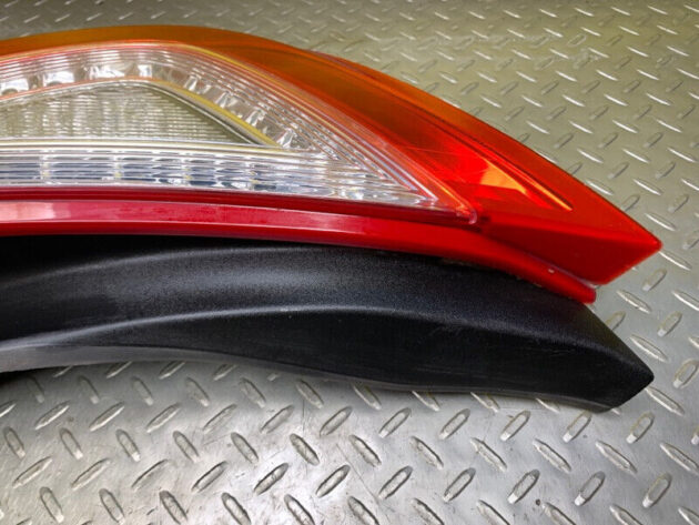 13 14 16 Lincoln MKS Rear Passenger Right Taillight Tail Lamp OEM DA5Z13404D