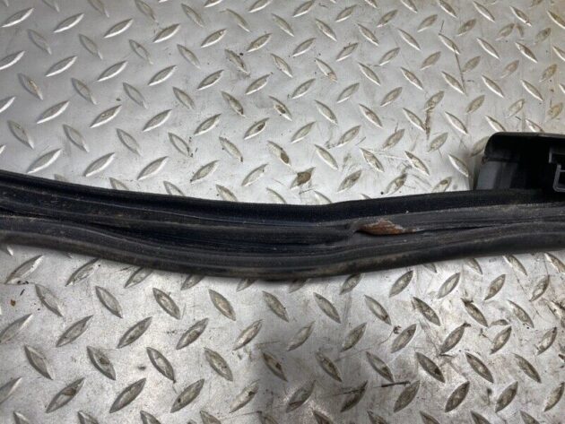 13 14 Mercedes E350 Convertible Right Door Seal Rubber Weather-Strip on Body OEM