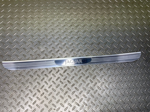 00 01 02 03 Jaguar S-Type Front Left Driver Sill Scuff Plate Chrome OEM