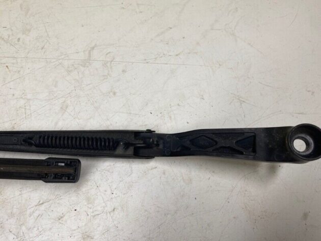 00 01 02 03 04 Lexus IS300 Front Left Driver Side Windshield Wiper Arm OEM