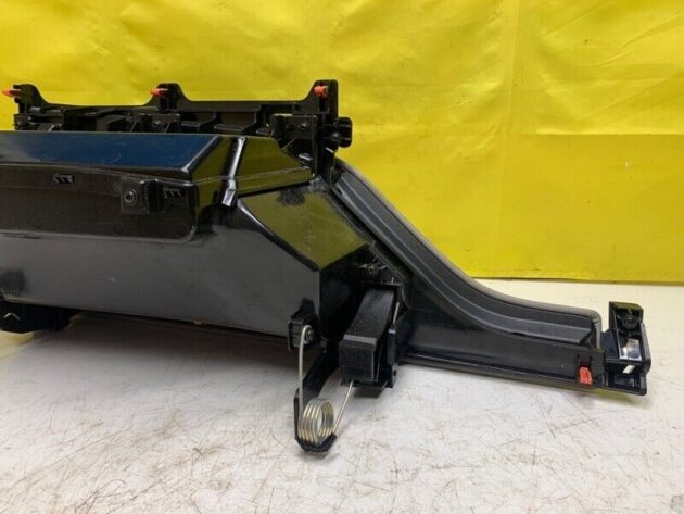 15 16 17 18 19 Toyota Sienna Passenger Dash Storage Glove Box Assembly OEM