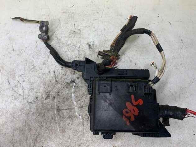 2006 2007 Mitsubishi Eclipse GT Engine Fusebox Junction Block Relay Module OEM