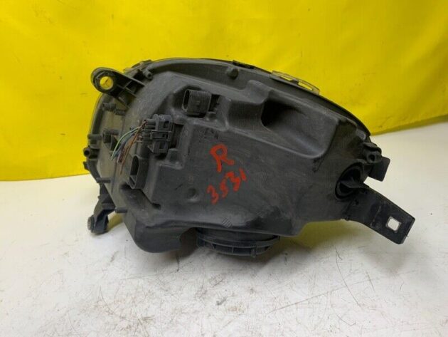 06 07 08 09 10 Mercedes-Benz W251 R-class Headlight Right Passenger Side OEM