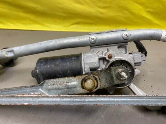 07 08 09 10 11 12 Nissan Sentra Front Windshield Wiper Motor W/ Transmission