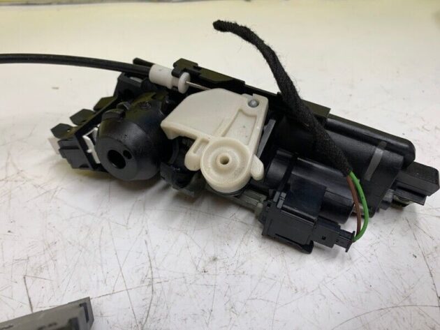 07 06 05 04 03 Mercedes-Benz W209 CLK350 Rear Trunk Lid Lock Latch w/ Handle OEM