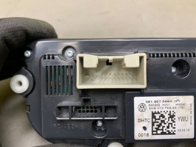 12 13 14 15 Volkswagen Passat 2.0L A/C Heater Temperature Climate Control OEM