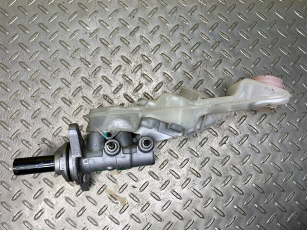 17 18 19 20 21 Mazda CX-9 Brake Master Cylinder w/ Reservoir OEM TKY84340Z