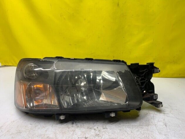 03 04 05 Subaru Forester Passenger Front Right Headlight Headlamp OEM