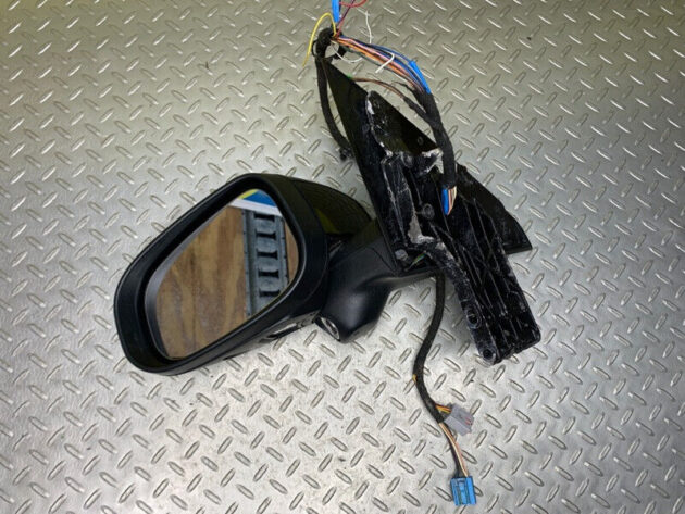 08 09 10 11 12 13 Volvo C70 Front Left Driver Side View Mirror w/ Camera OEM