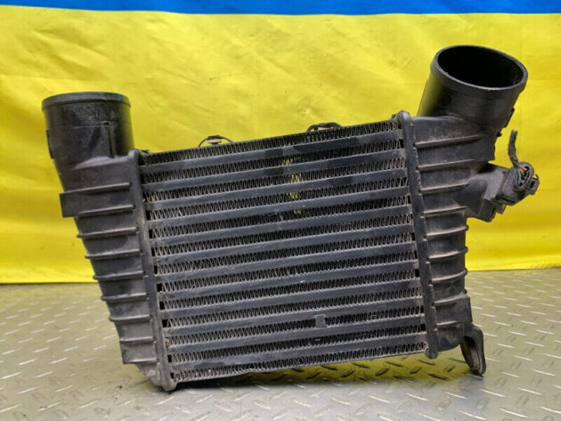 05 Bentley Continental Gt Right Turbocharger Intercooler Radiator OEM 3W0145804A