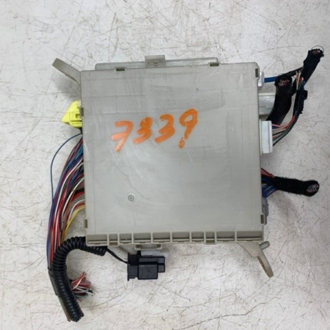 018 09 10 11 12 Lexus LS460 Dash Right Side Fuse Junction Box OEM 8273050730