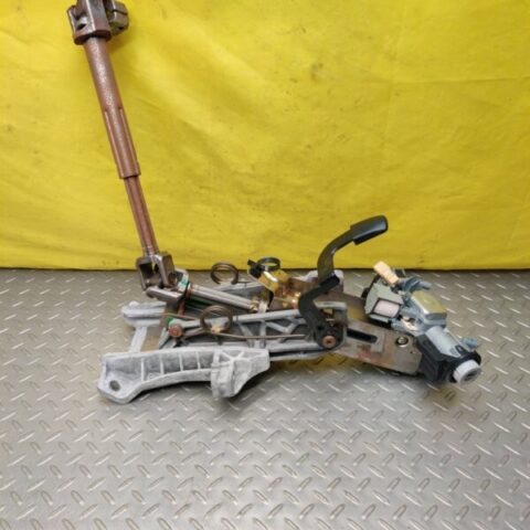 03 04 05 Mazda 3 Steering Column W/Ignition Lock Cylinder OEM BN8D3210XF