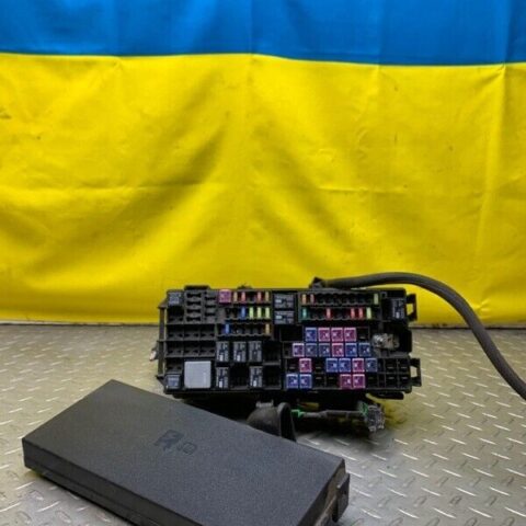 13 14 15 16 Lincoln Mks  Fuse Relay Box Fusebox OEM DG1T14A003BA