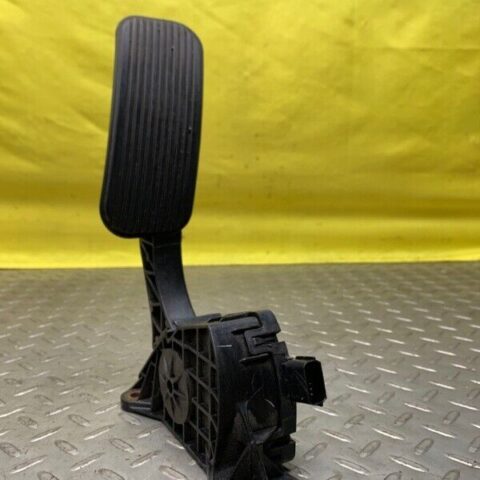13 14 15 16 Lincoln MKS Accelerator Gas Pedal OEM DG13-9F836-AA
