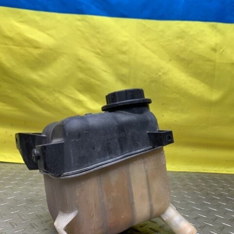 10 11 12 13 14 15 16 17 18 19 Lincoln MKS Coolant Overflow Tank OEM AG1Z-8A080-S