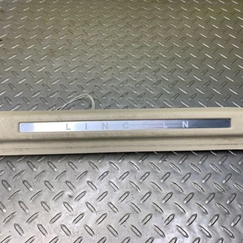 13 14 15 16 Lincoln MKS Front Left Door Sill Scuff Plate Trim w/ Light OEM