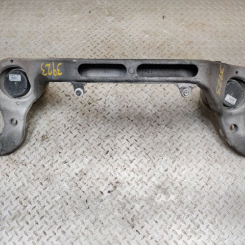 08 09 10 Porsche Cayenne 3.6 Front Lower Engine Subframe Mount Carrier Frame OEM