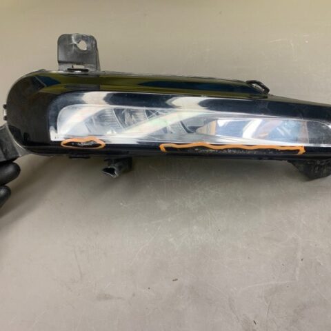 15 16 17 18 Range Rover Evoque Front Right Passenger Side Fog Light Lamp damage